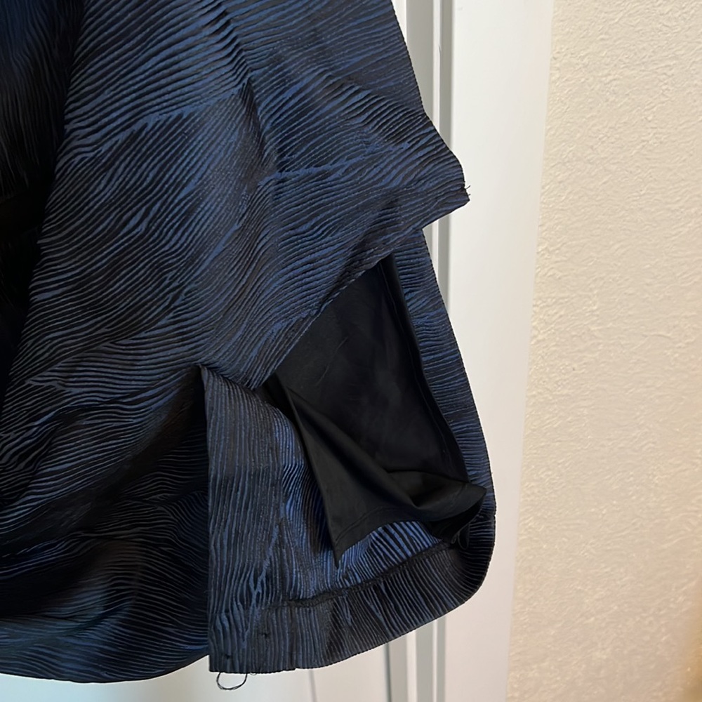Navy blue sleeveless party dress with illusion top - Picture 4 of 4